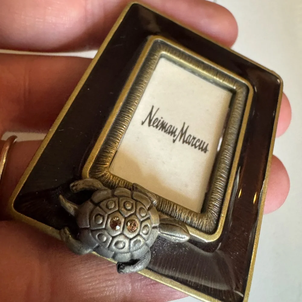 Jay Strongwater For Neiman Marcus Crystal Turtle Mini Frame W/ Clip & Easel